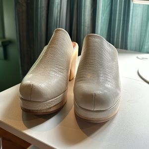 Rachel Comey Bose Clogs 9 New Bone Croc Print Leather